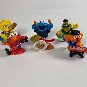 5 Sesame Street Rock Band figures complete set